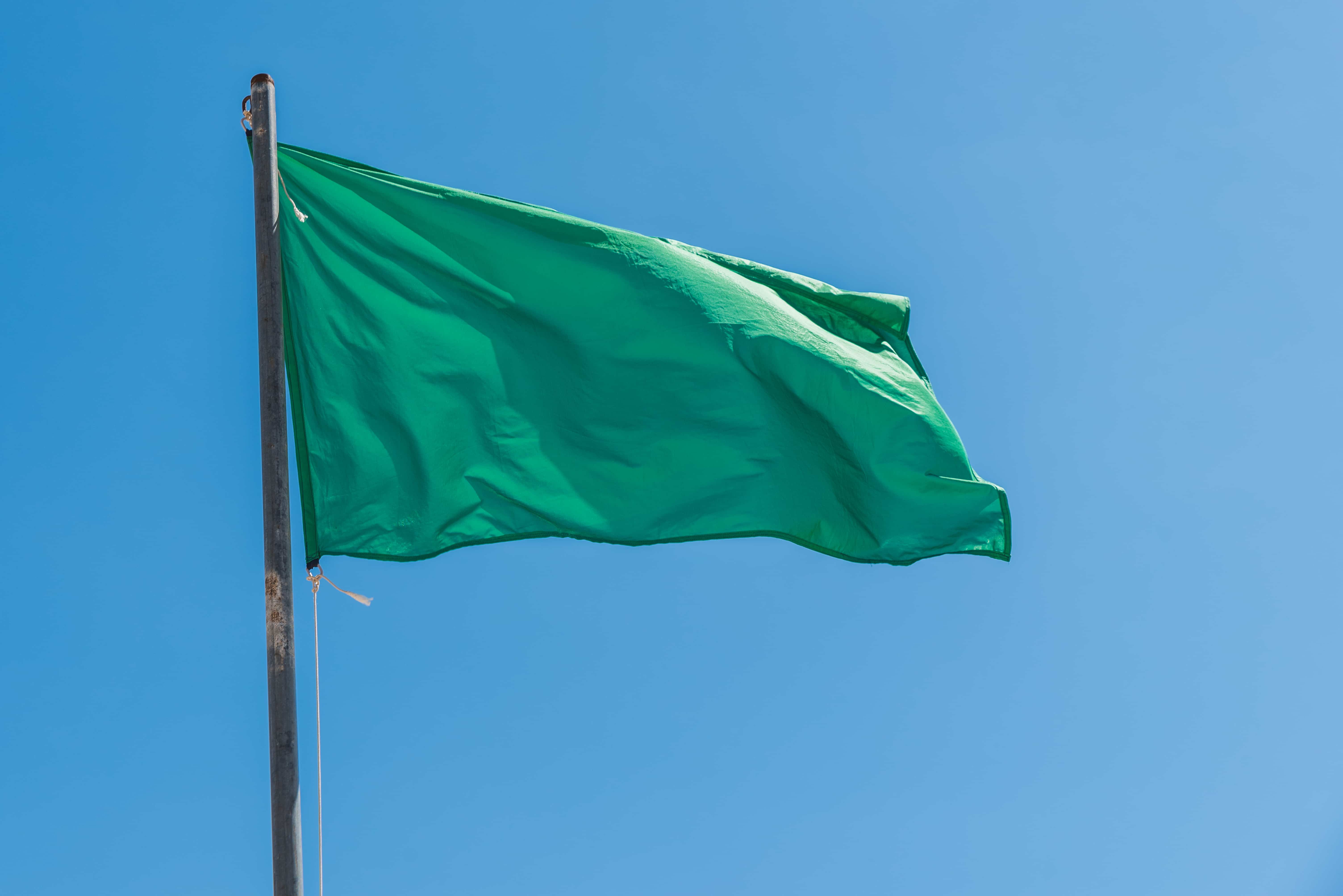 Dating au Québec : 5 « Green Flags » qui prouvent qu'il respectera vos limites